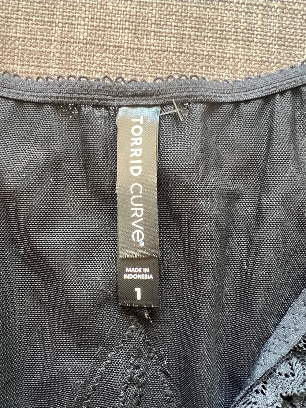 Torrid Black Lace V-Neck Bodysuit - Picture 3 of 4